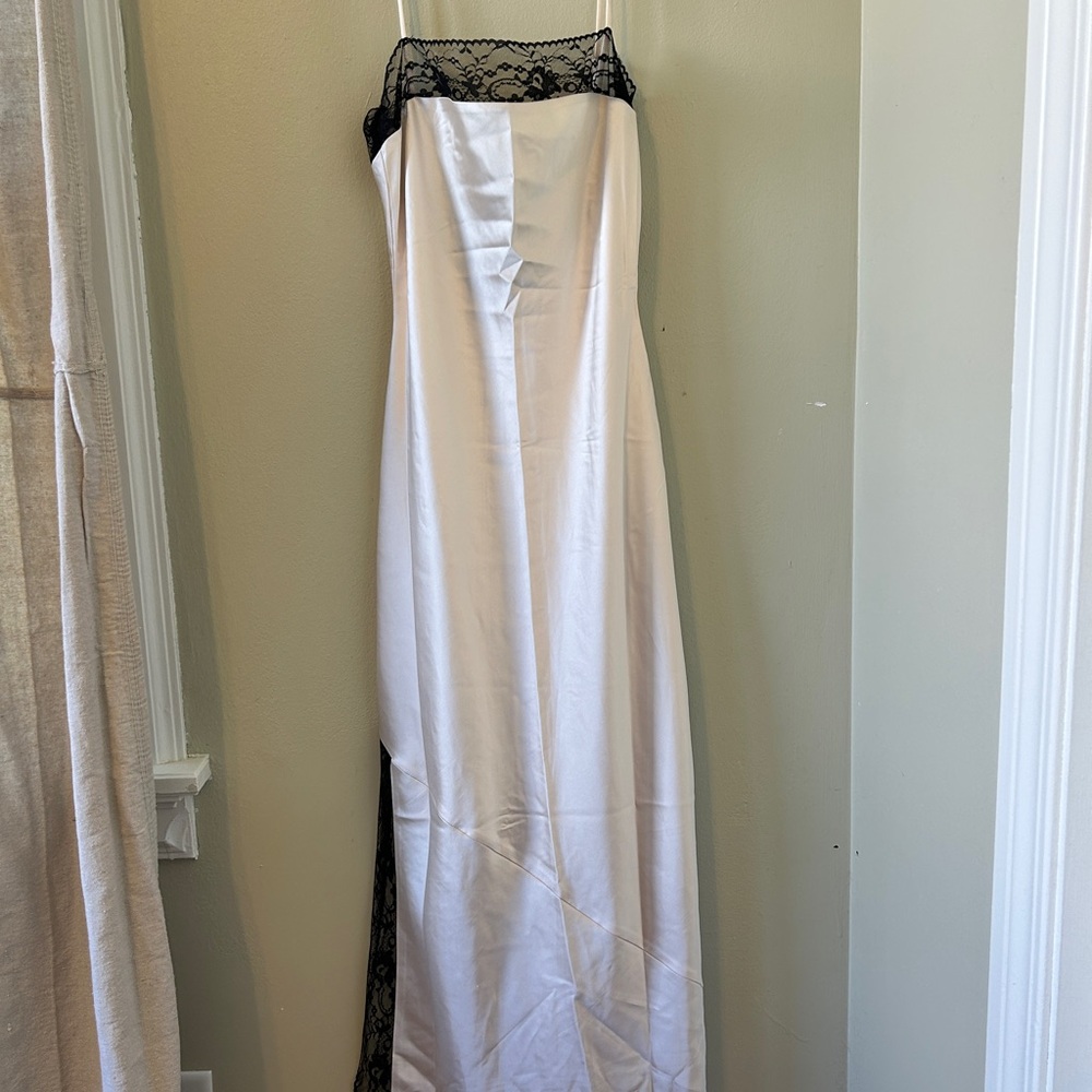 White and Black Spaghetti Strap Sleeveless Dress